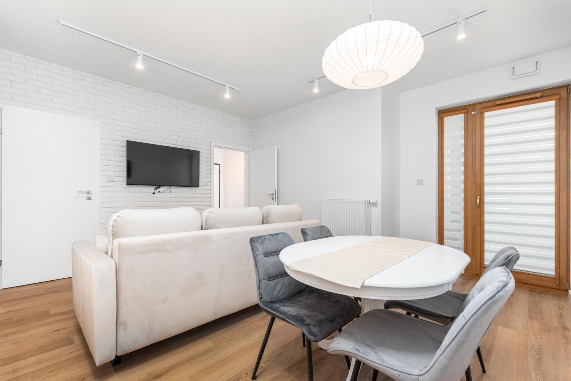 Przy Torach 3 By Homeprime Warszawa Zewnętrze zdjęcie